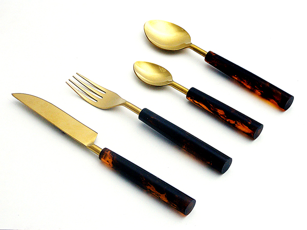 Cutlery Set Resin